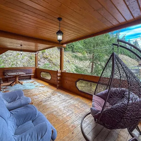 Villa Gutzulwood