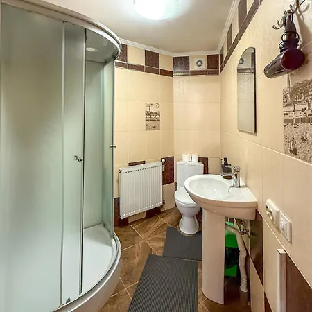 Villa Gutzulwood *